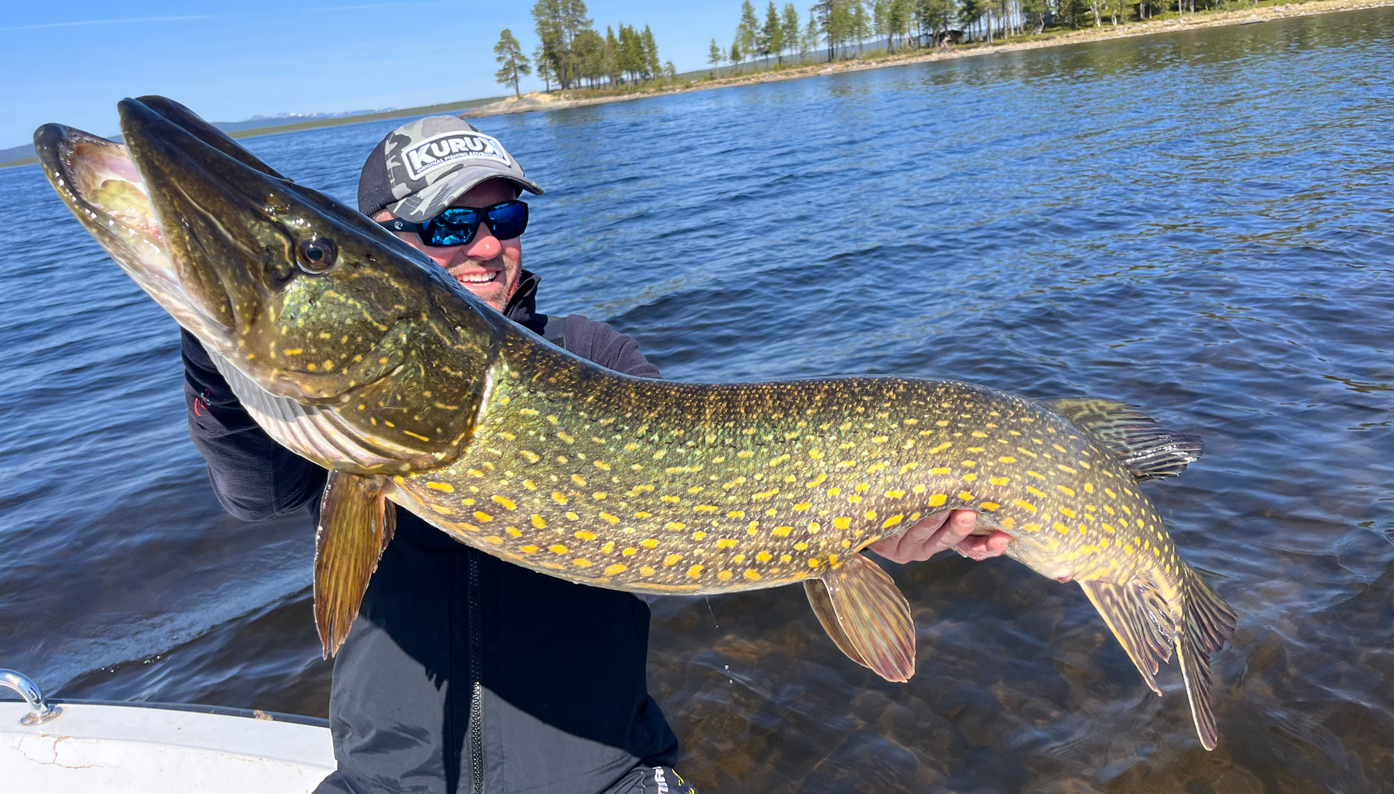 Pêche sportive en Laponie (LapLand) Camp de pêche en Laponie Mellanstrom Fishing Camp